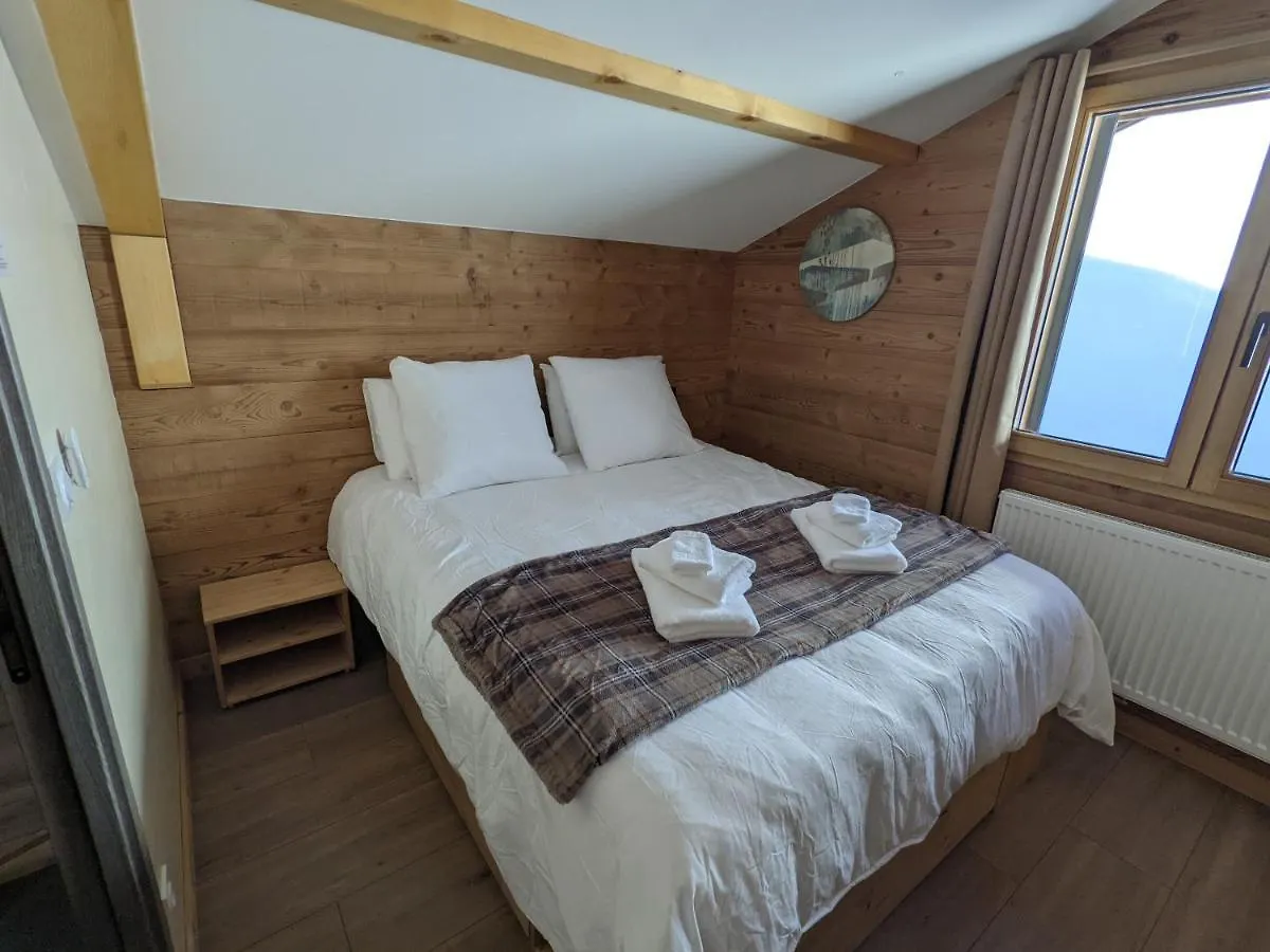 Chalet Neuf 14 Pers Proximite La Clusaz Et Grand Bornand Saint-Jean-de-Sixt France