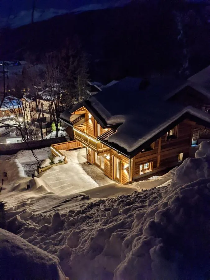 Chalet Neuf 14 Pers Proximite La Clusaz Et Grand Bornand Saint-Jean-de-Sixt France